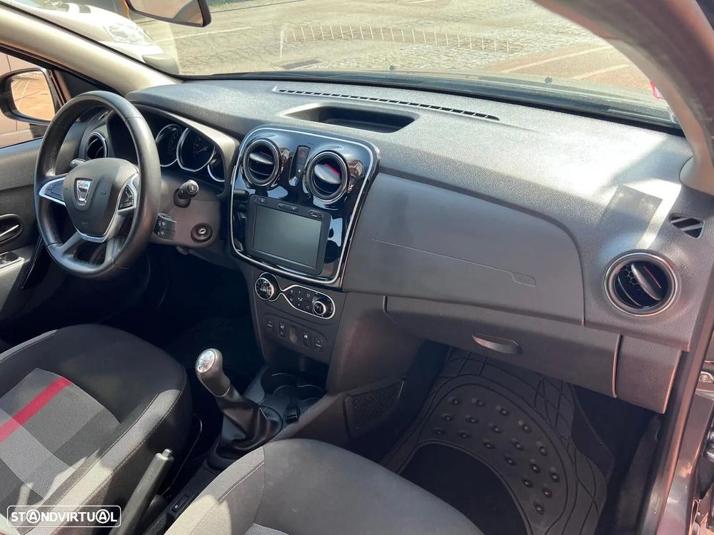Dacia Sandero - 13
