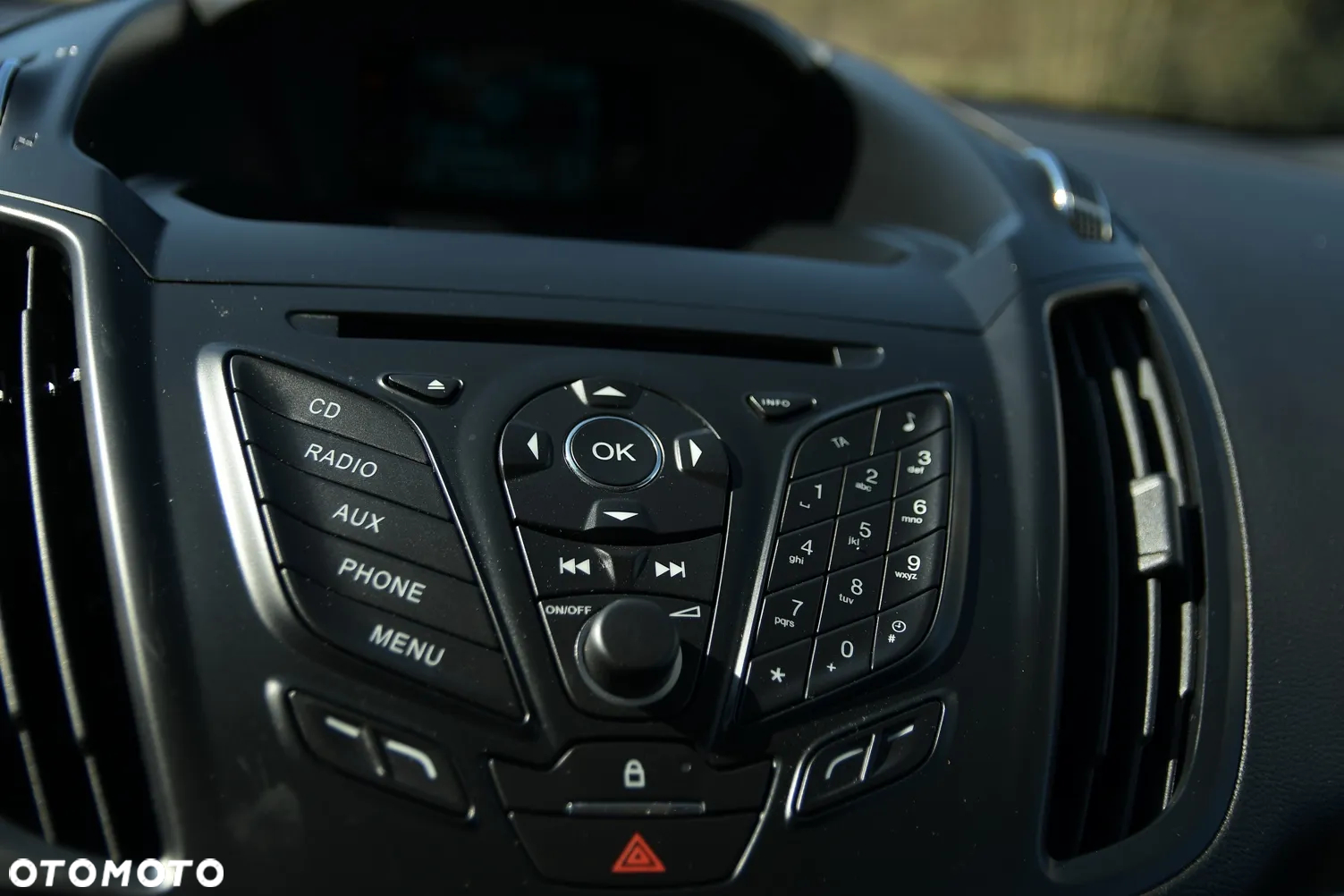 Ford Kuga - 31