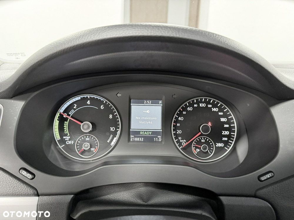 Volkswagen Jetta - 35