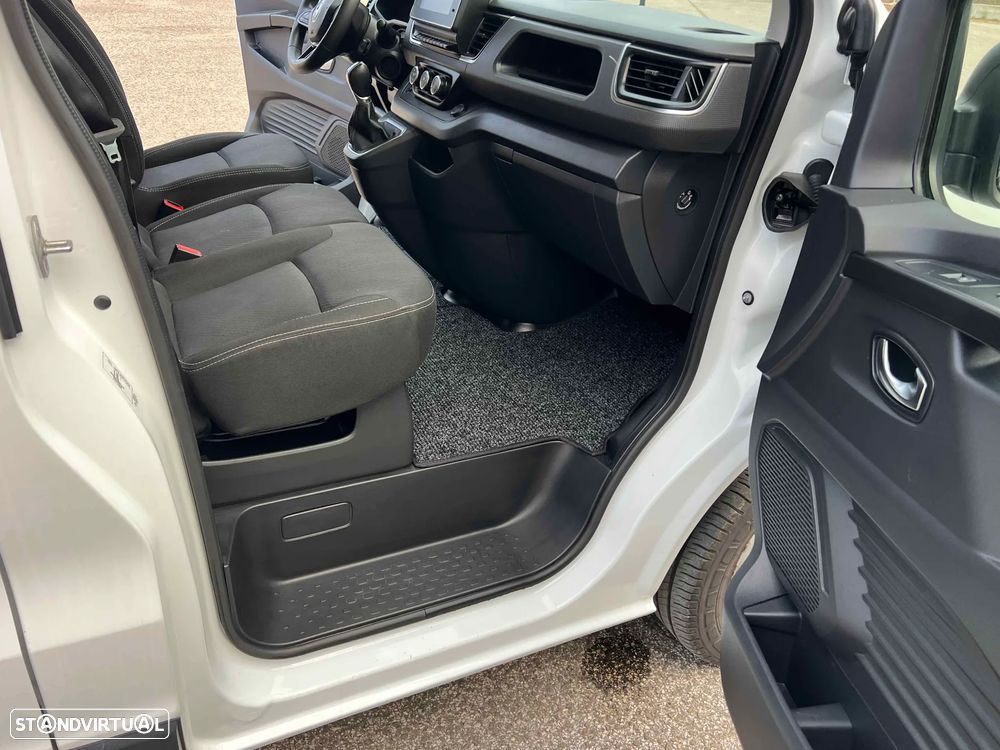 Renault Trafic L2H1 2.0 dci Auto grand confort - 22