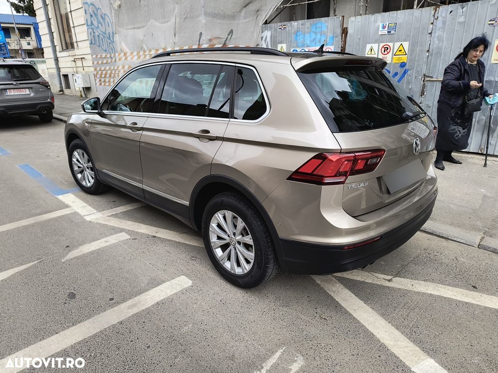 Volkswagen Tiguan - 3