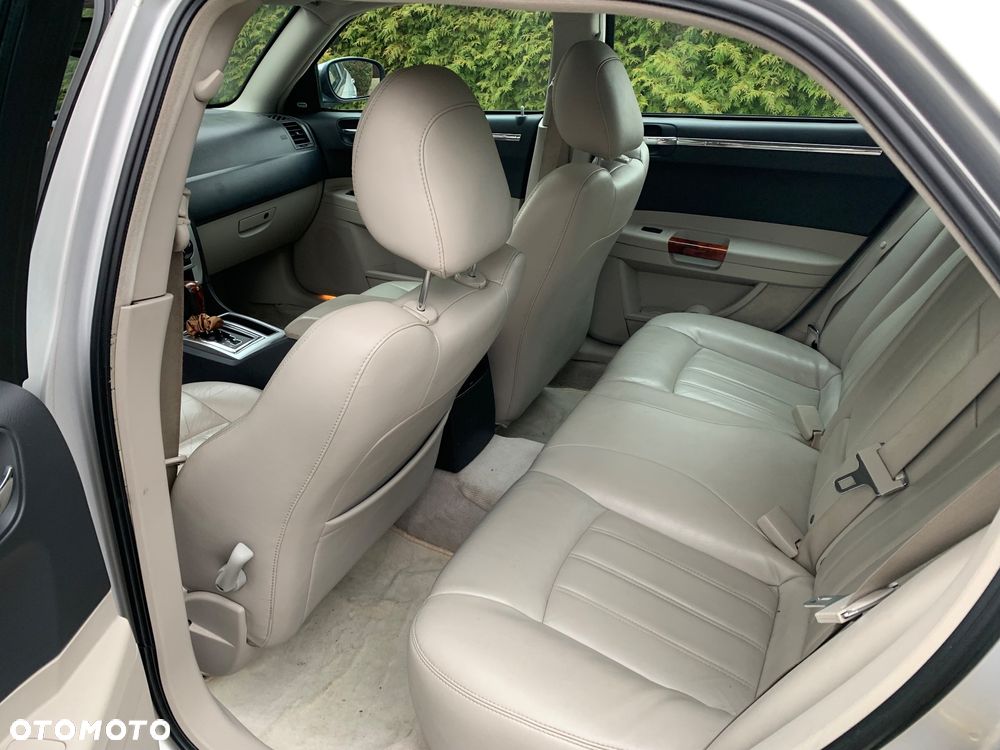 Chrysler 300C 5.7 V8 HEMI Automatik - 14