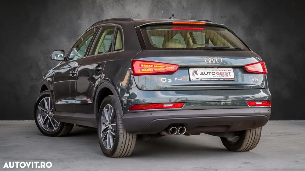 Audi Q3 2.0 TDI Quattro S tronic sport - 5