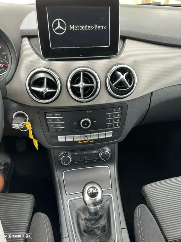 Mercedes-Benz B 180 CDi BlueEfficiency Edition - 26