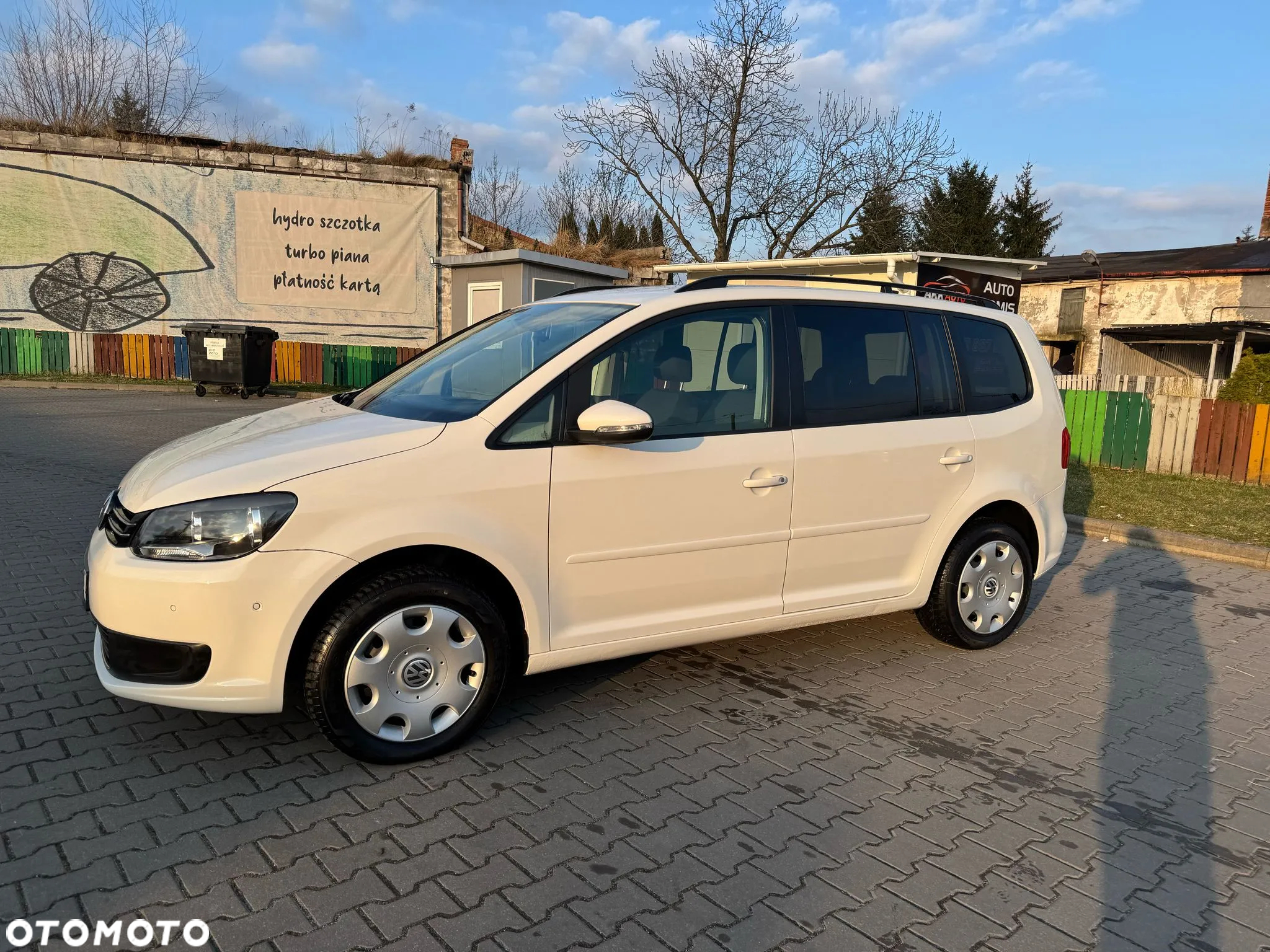 Volkswagen Touran - 6