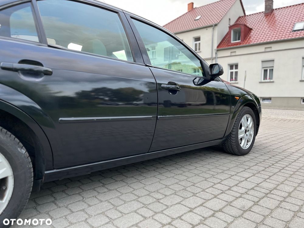 Ford Mondeo - 7