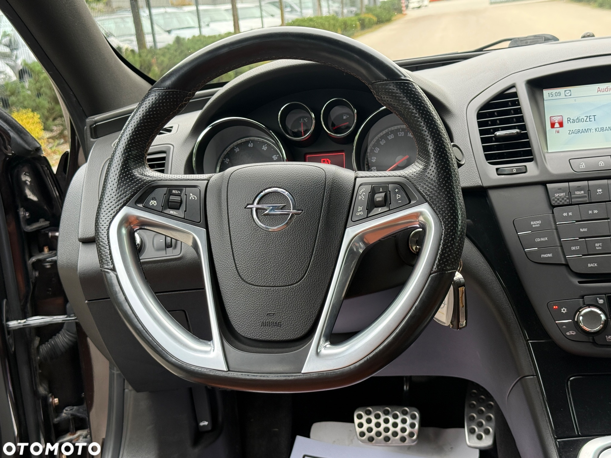 Opel Insignia - 11
