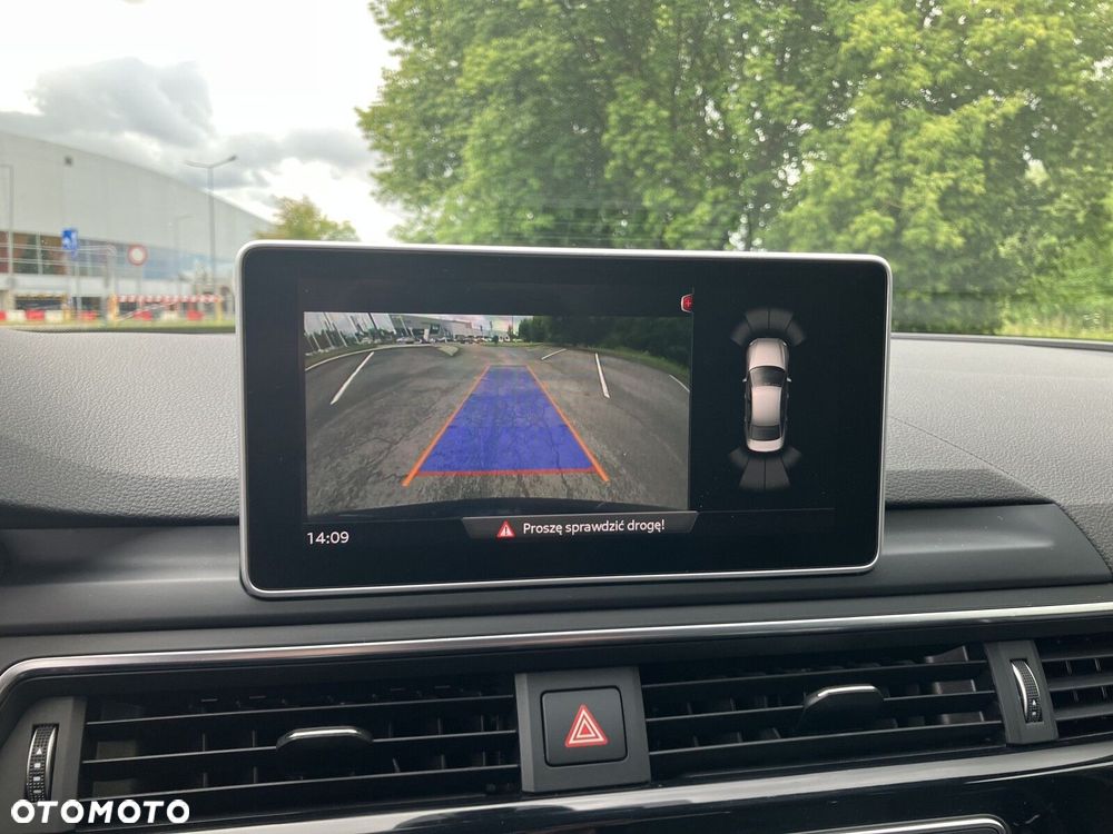 Audi A4 Limousine - 19