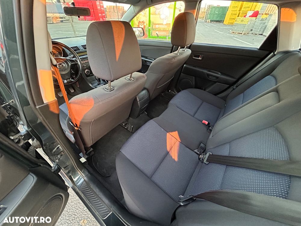 Mazda 3 - 8