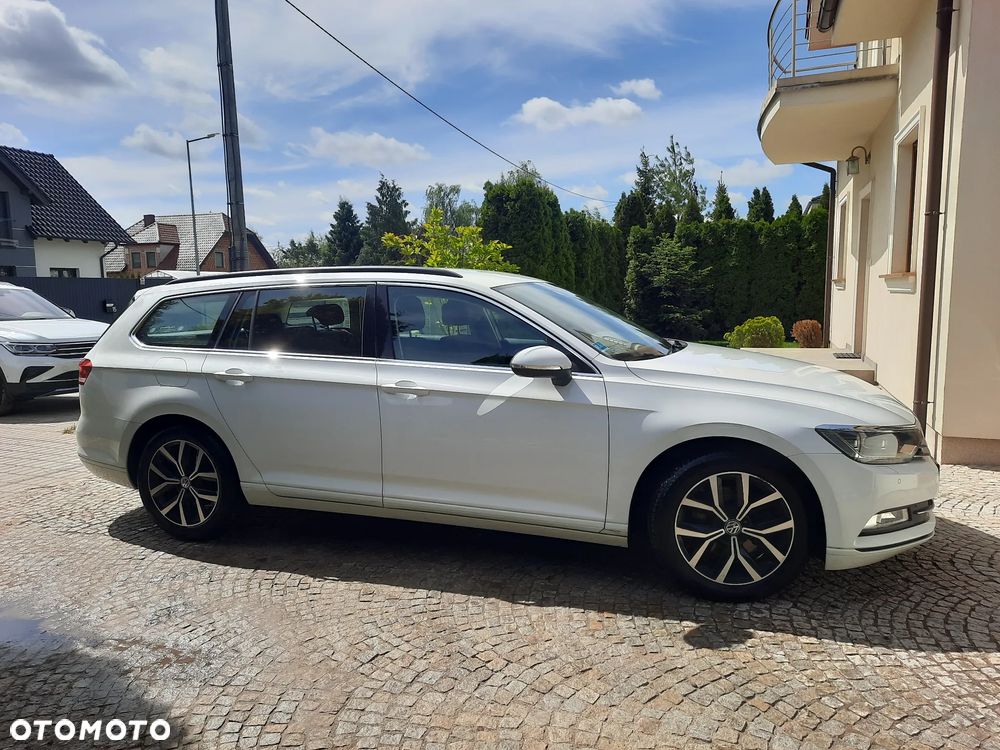 Volkswagen Passat 2.0 TDI SCR Comfortline DSG - 4
