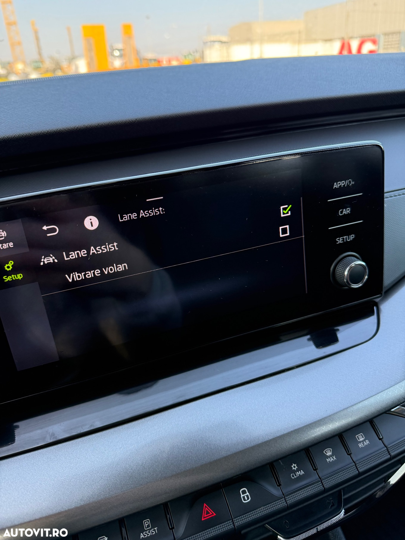 Skoda Octavia Combi 2.0 TDI Ambition - 6