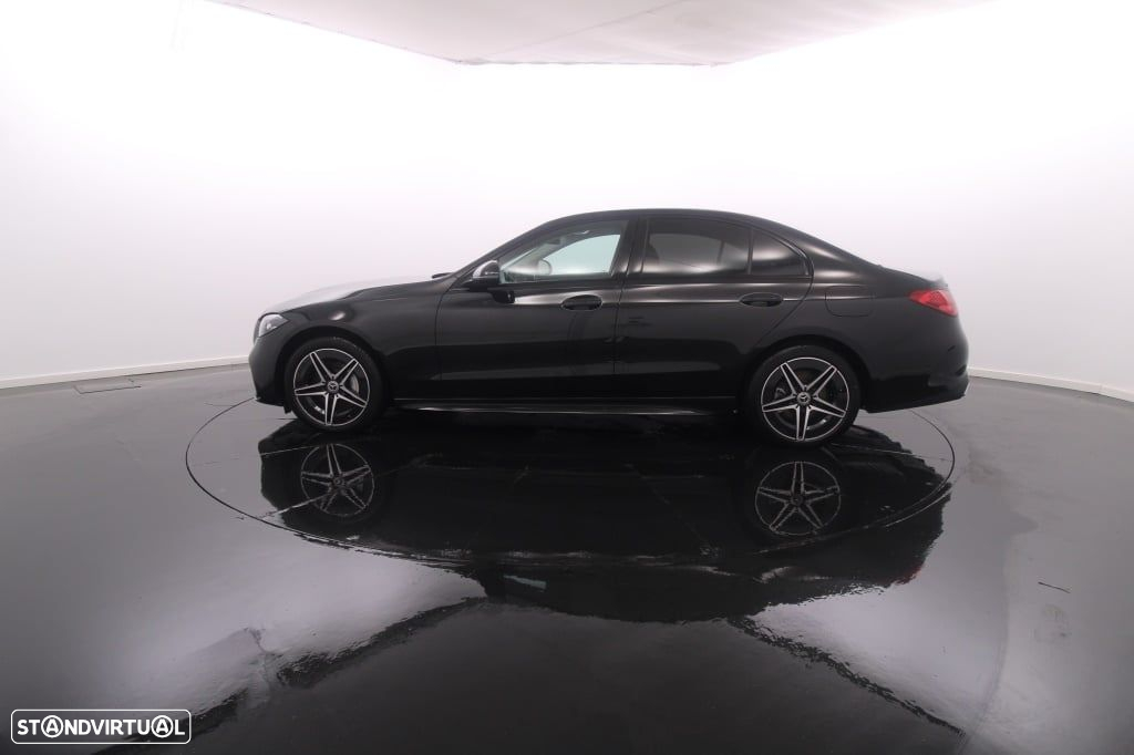 Mercedes-Benz C 300 de AMG Line - 3