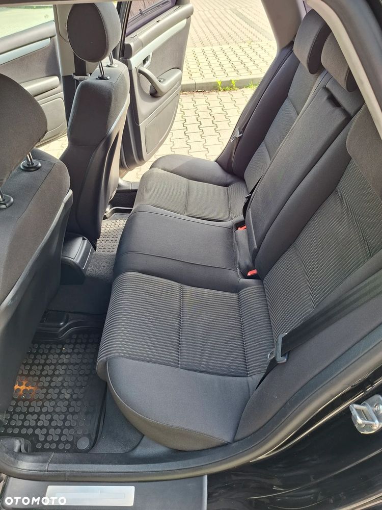Audi A4 Avant 1.9 TDI - 16