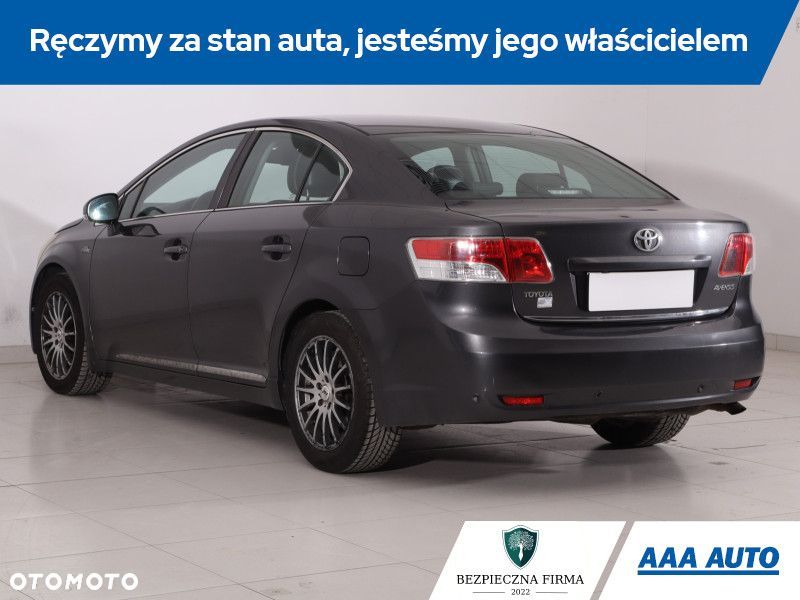 Toyota Avensis - 6