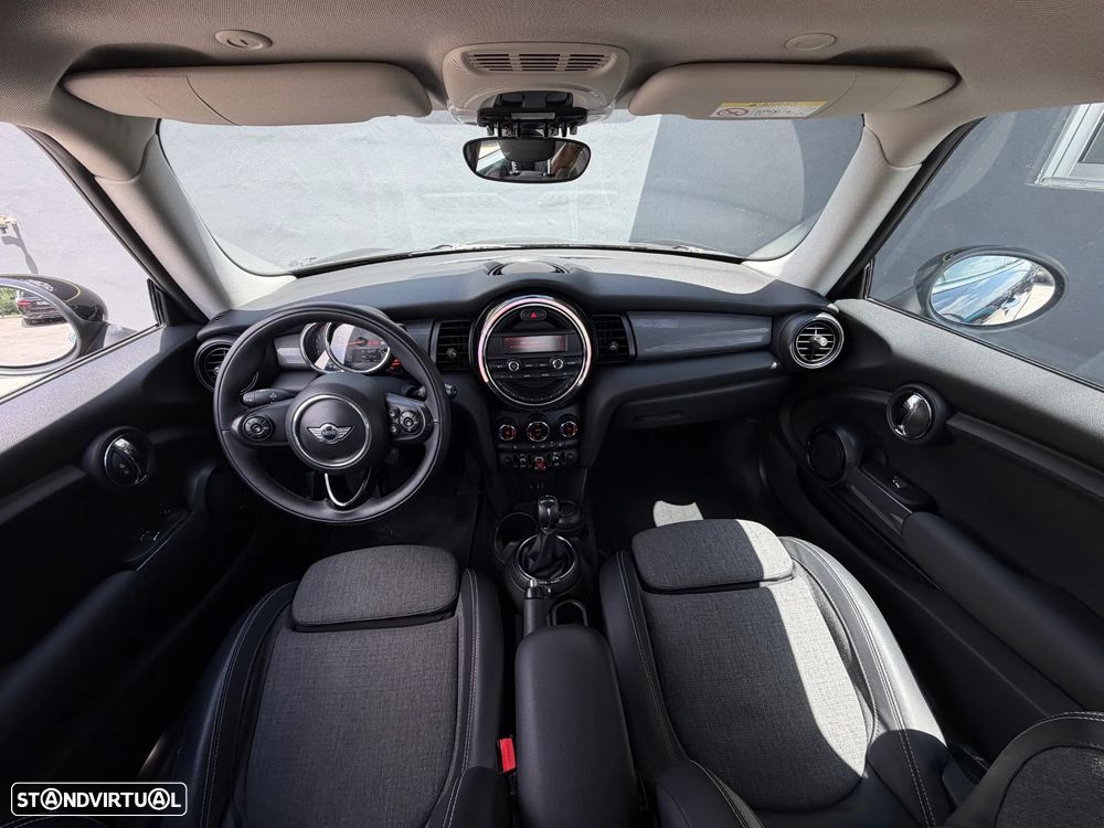 MINI 3 Portas Cooper D - 22
