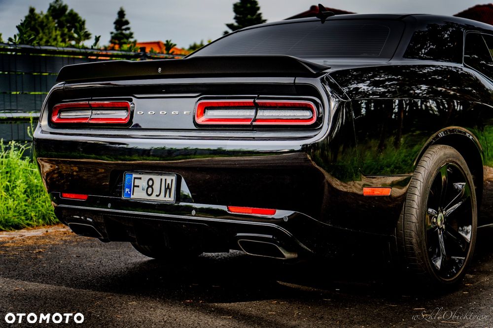 Dodge Challenger - 3