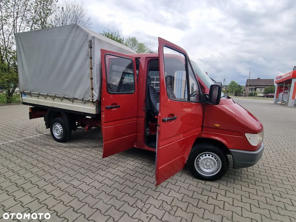 Mercedes-Benz Sprinter - 17