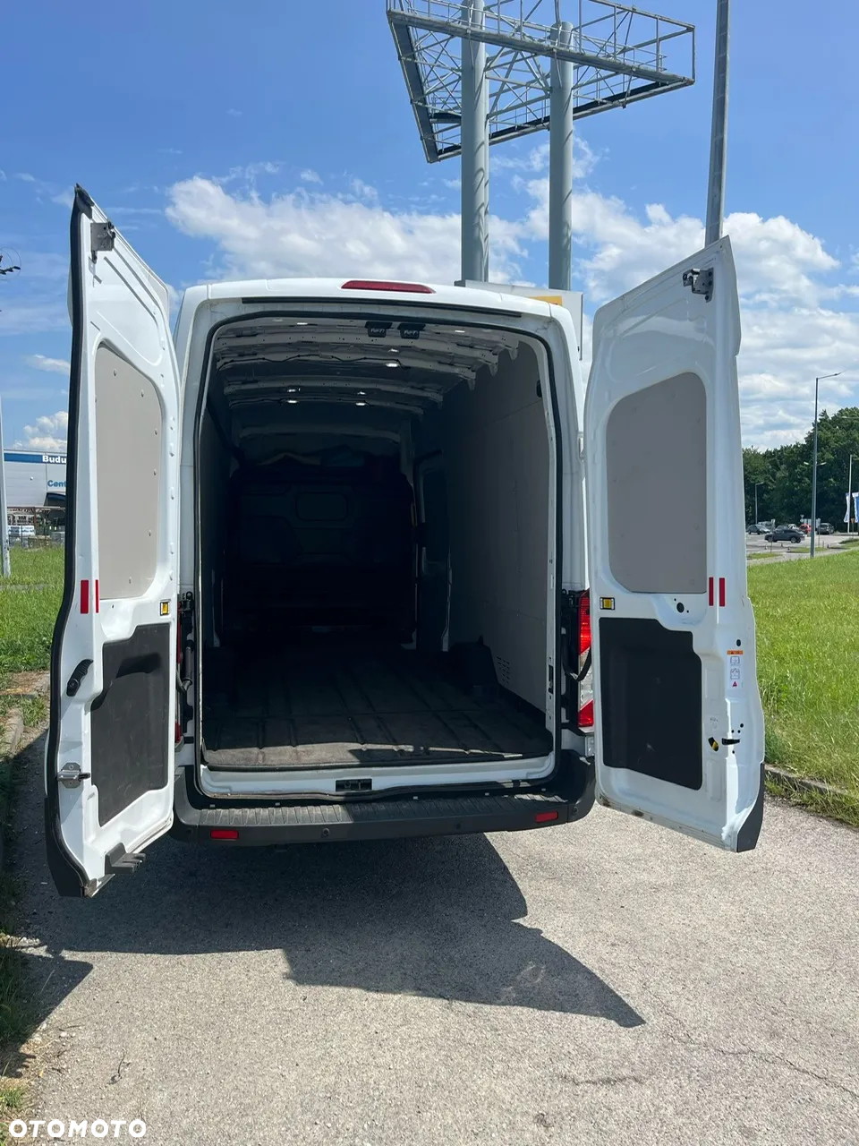 Ford Transit - 6