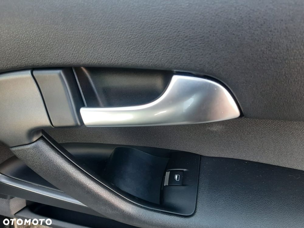 Audi A3 3-drzwiowe 1.4T FSI Ambiente - 14