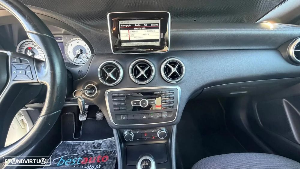 Mercedes-Benz A 180 d Urban - 27