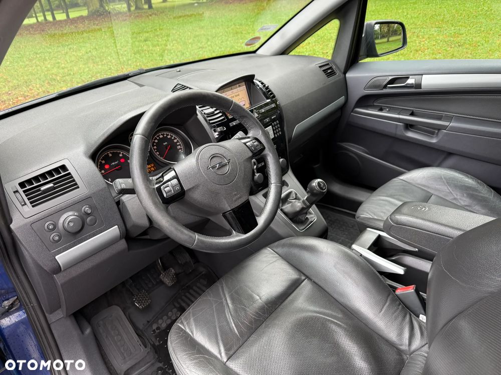Opel Zafira 1.9 CDTI Cosmo - 13