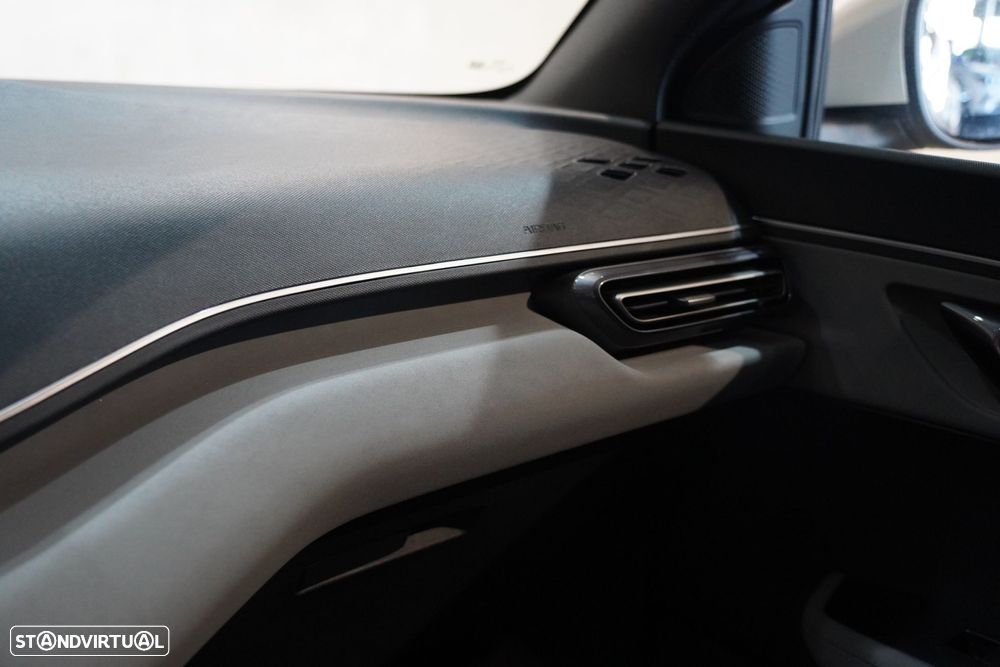 BYD Dolphin Surf 43.2 kWh Comfort - 42