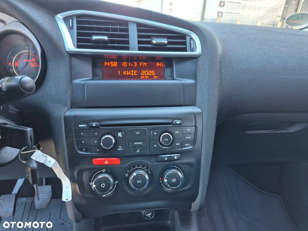 Citroën C4 VTi 120 Attraction - 37