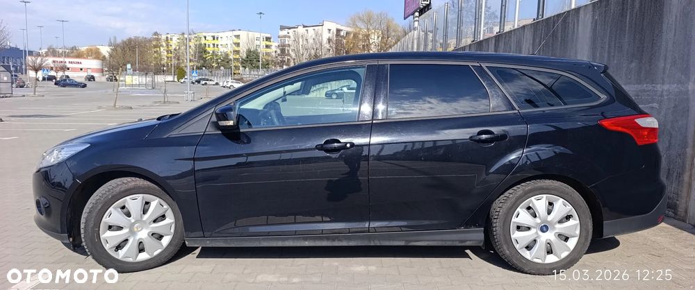 Ford Focus 1.6 TDCi DPF Ambiente - 2