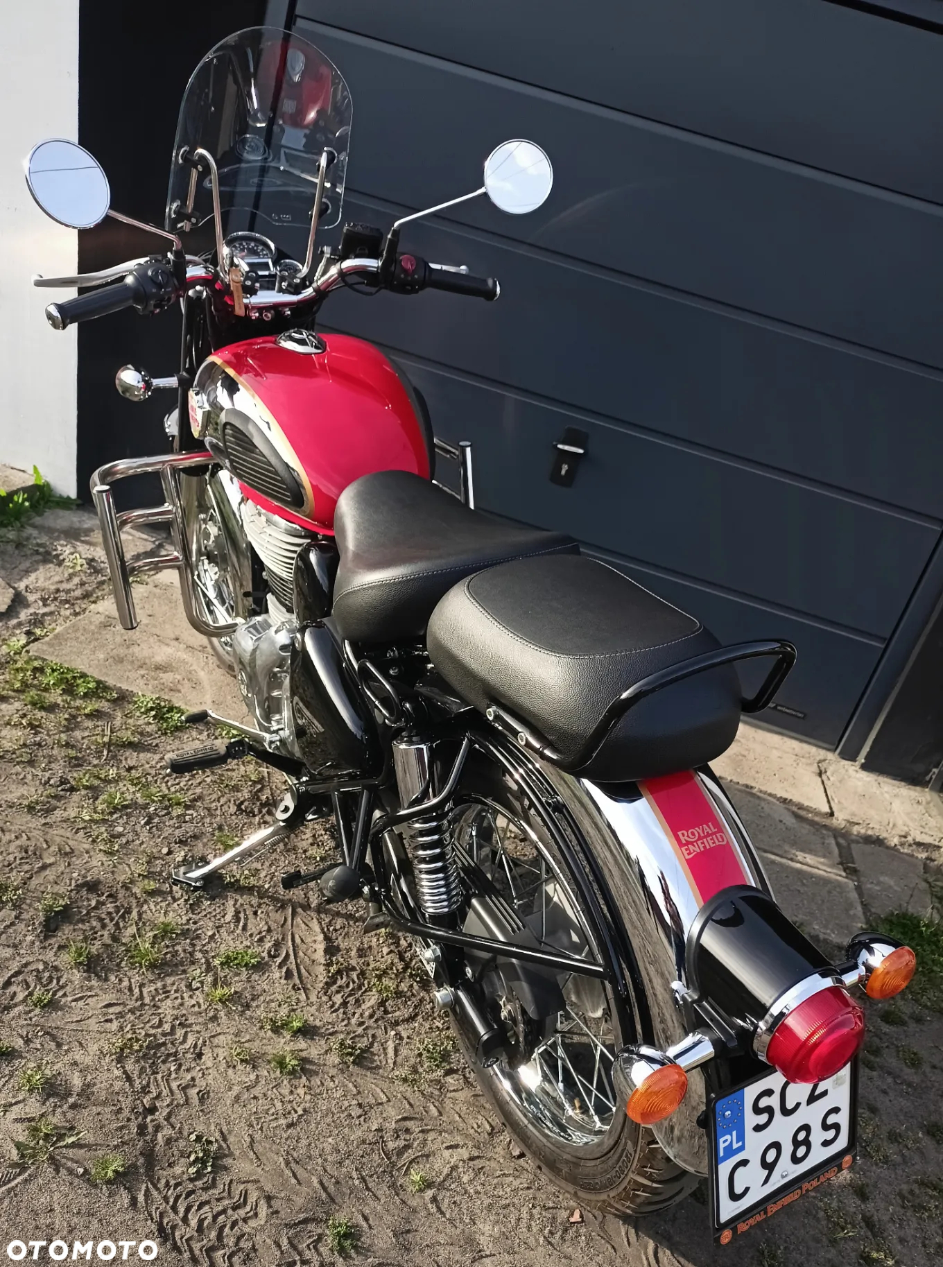 Royal Enfield Classic - 5