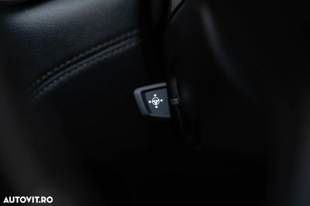 BMW Seria 7 740d xDrive - 32