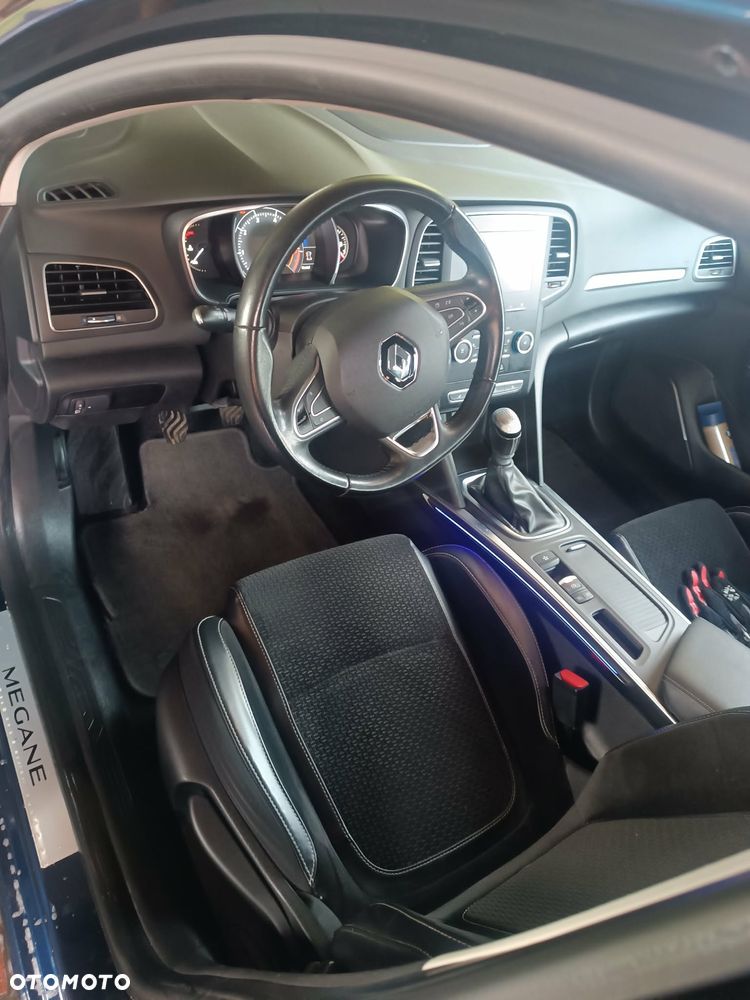 Renault Megane ENERGY TCe 130 INTENS - 12