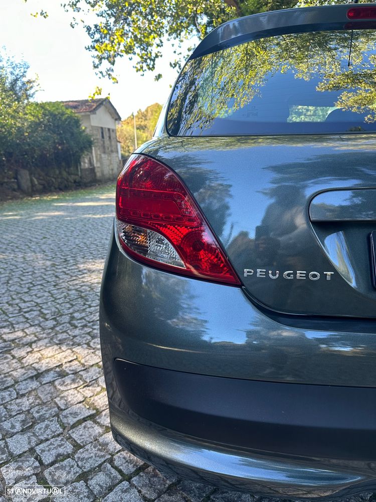 Peugeot 207 1.4 16V Sport - 13