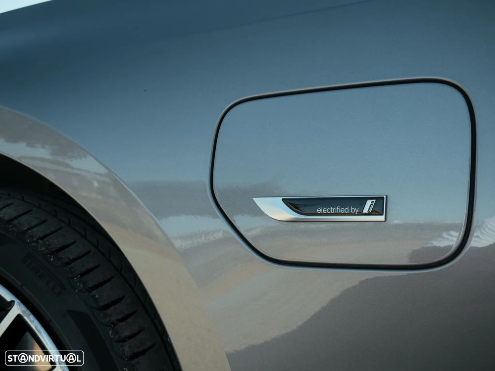 BMW 320 e Touring Line Sport Auto - 12