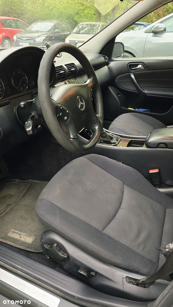 Mercedes-Benz Klasa C 220 CDI Classic - 6