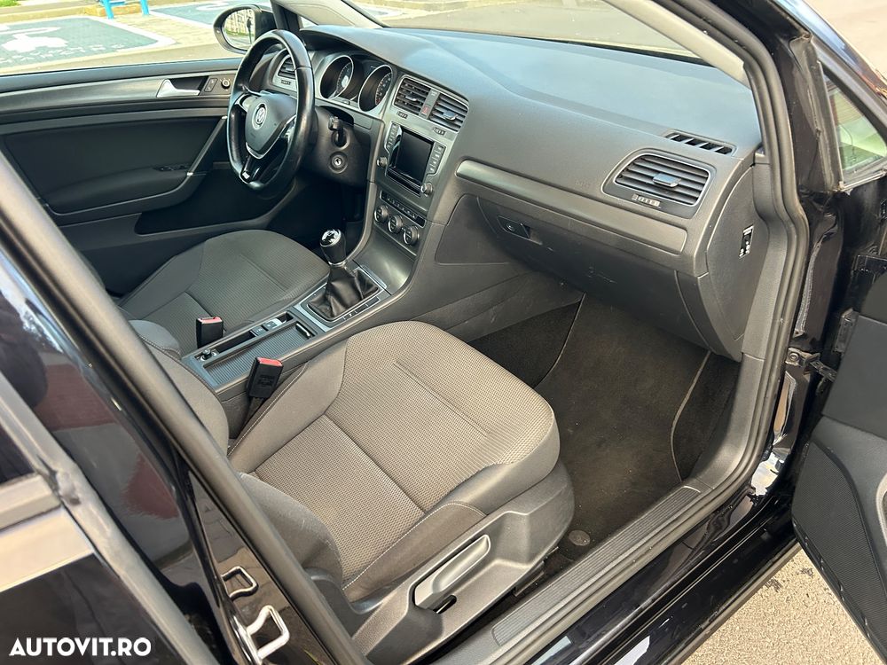 Volkswagen Golf 1.6 TDI BlueMotion Technology Trendline - 20