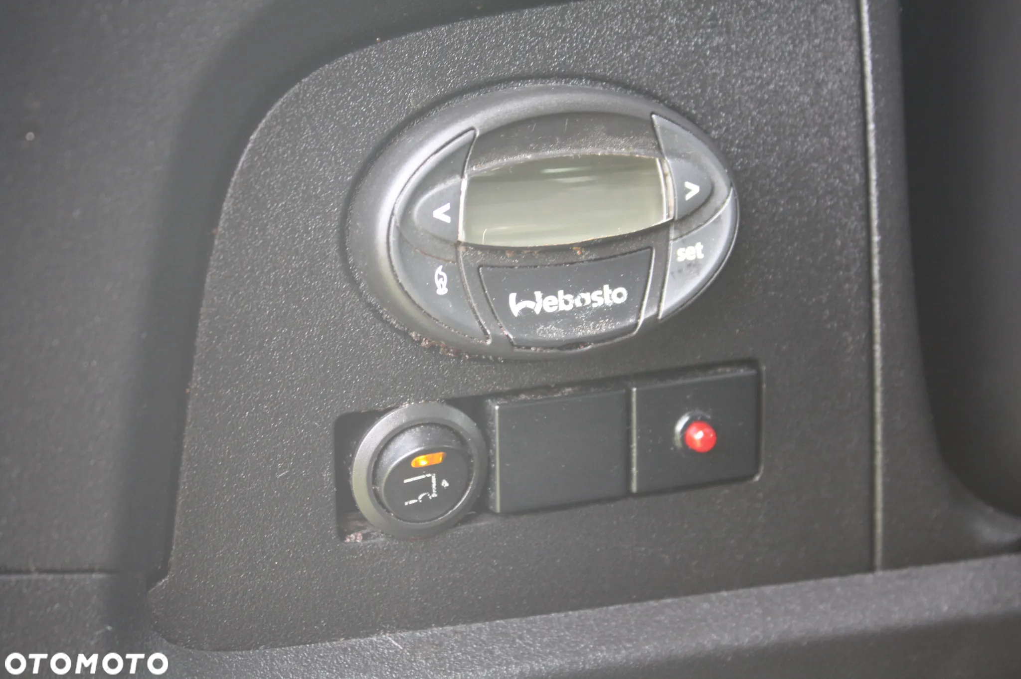 Iveco DAILY 35S15 - 25