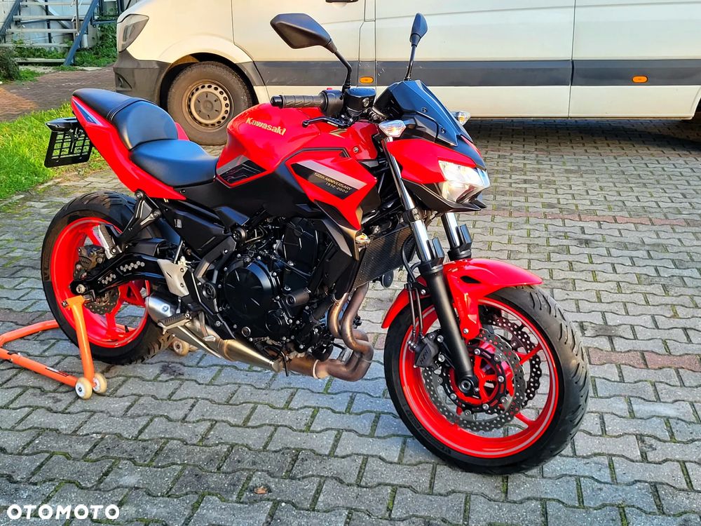 Kawasaki Z 650 - 23