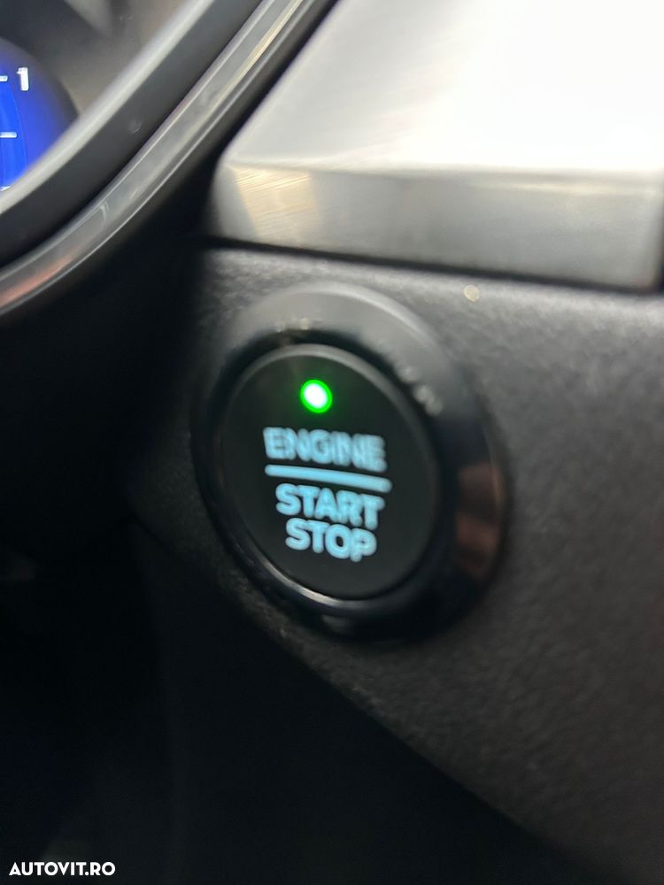 Ford Kuga 2.0 EcoBlue A8 AWD Titanium - 28