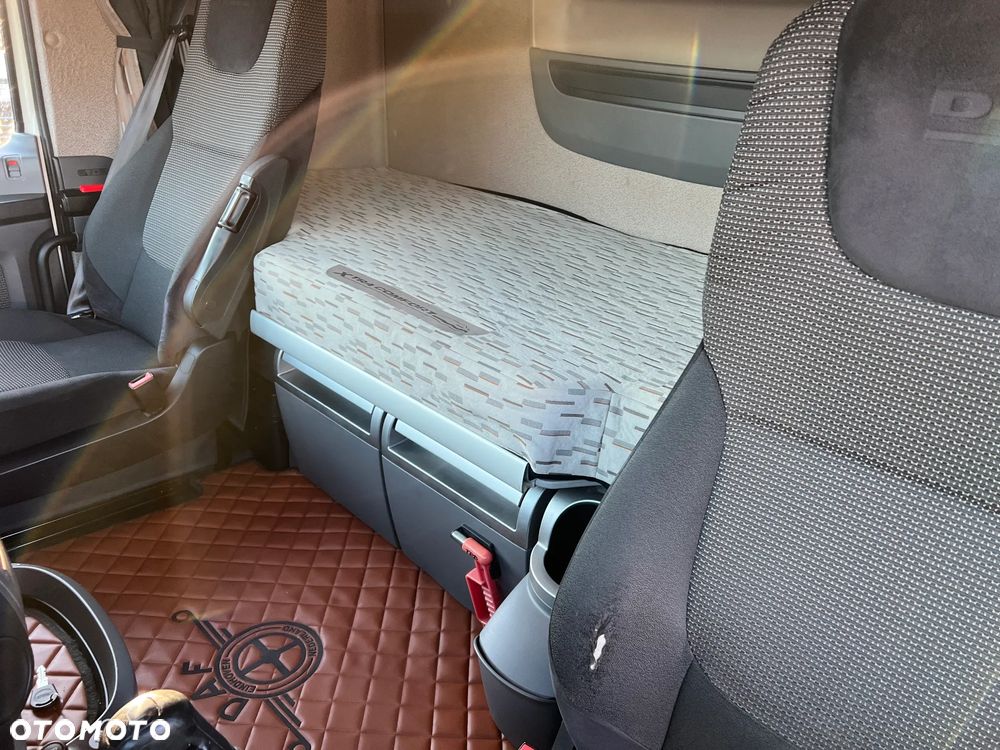 DAF XF 510 FT MANUAL - 17