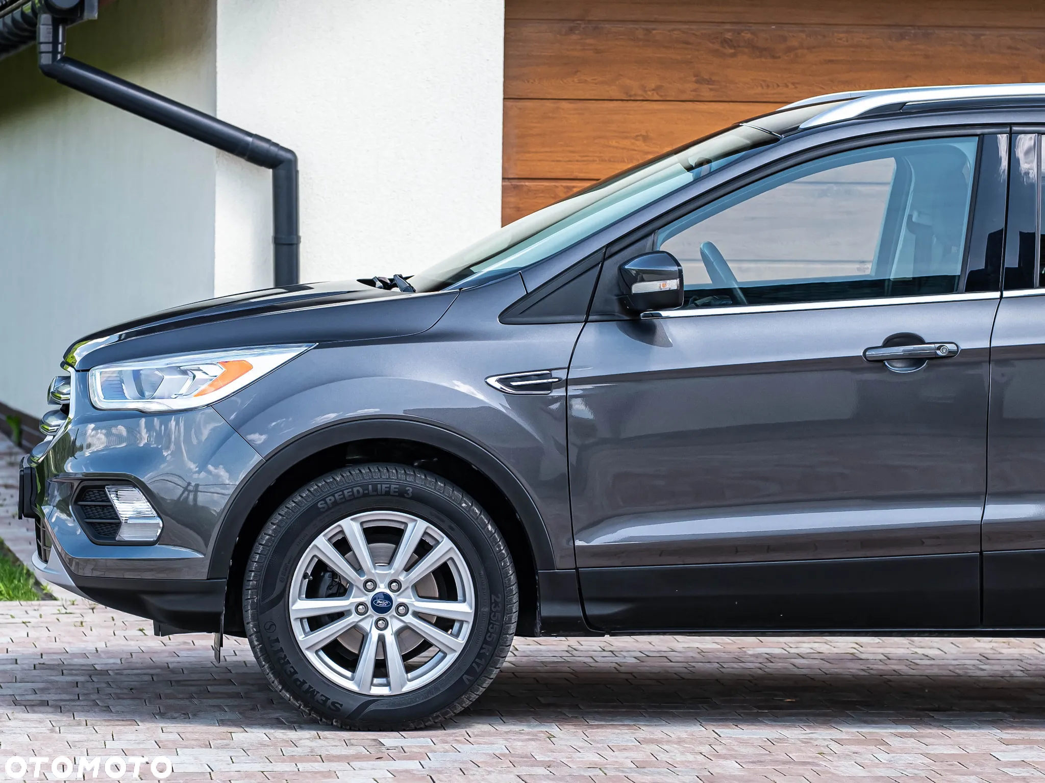 Ford Kuga 1.5 EcoBoost 2x4 SYNC - 26
