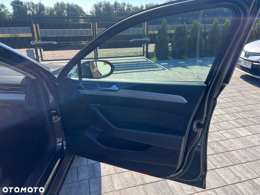 Volkswagen Passat 1.5 TSI EVO Business DSG - 10