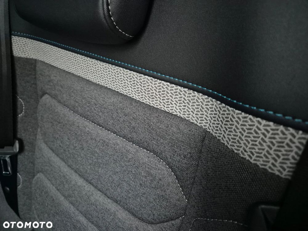 Citroën C4 BlueHDi 130 Stop&Start EAT8 SHINE - 12