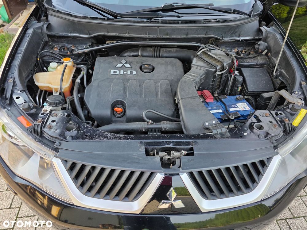 Mitsubishi Outlander 2.0 DID Intense - 18