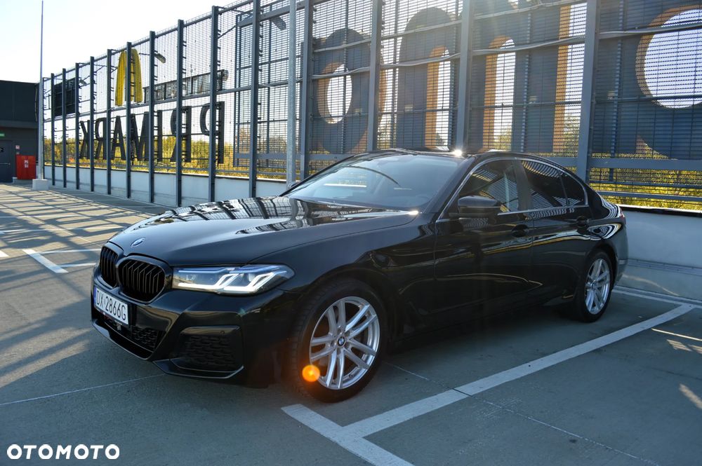 BMW 5 Series 2023 photo 3