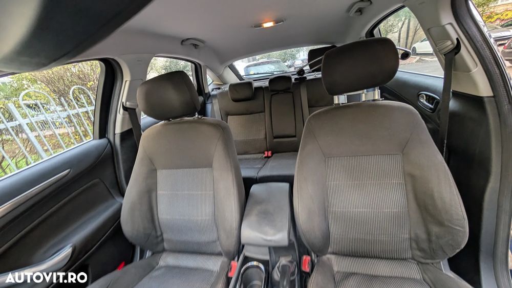 Ford Mondeo 2.0 TDCI Titanium - 20