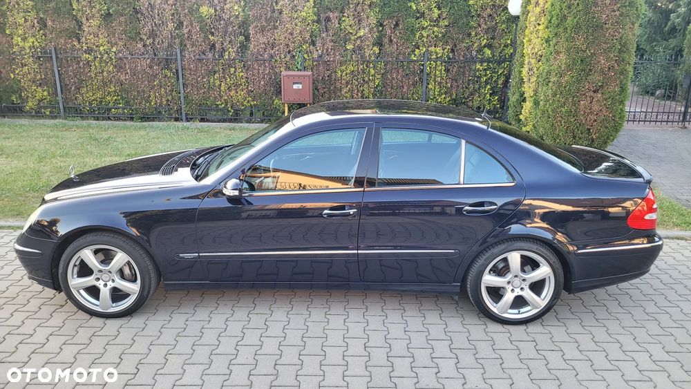 Mercedes-Benz Klasa E 500 Avantgarde - 9