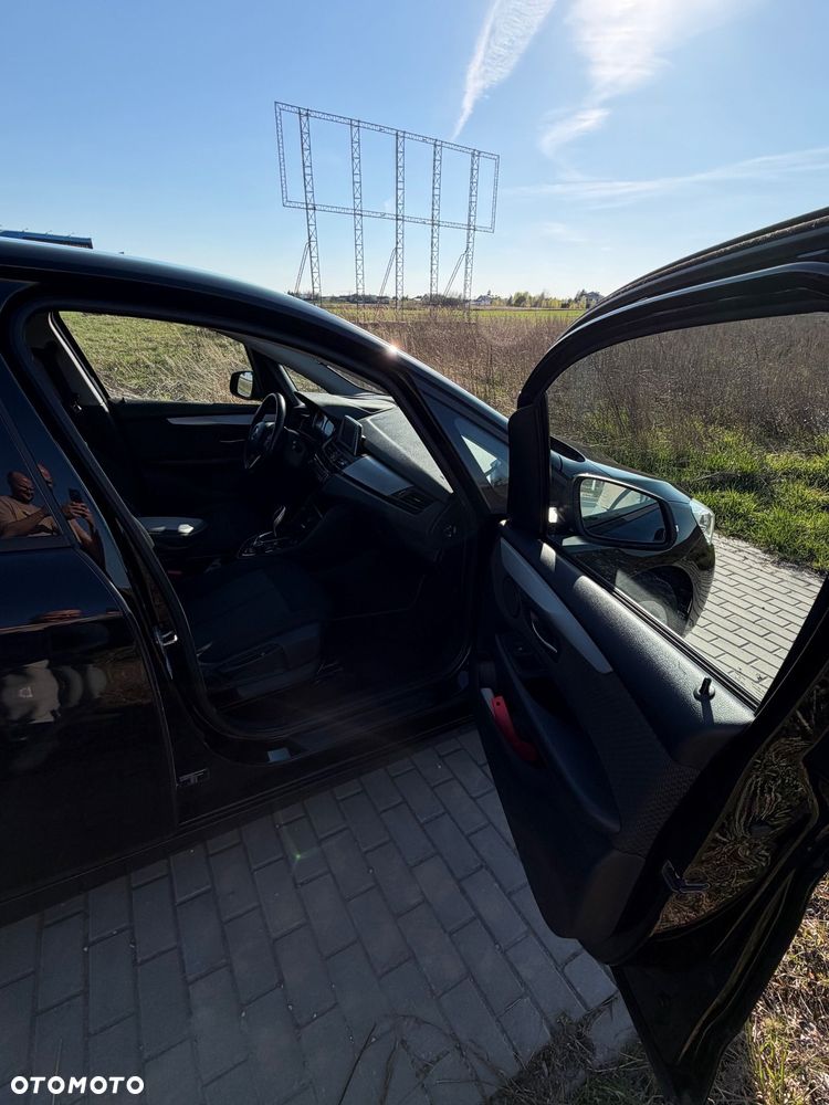 BMW Seria 2 218i Advantage - 12