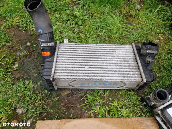 Kia Sorento 2.2 CRDI 17r. Intercooler