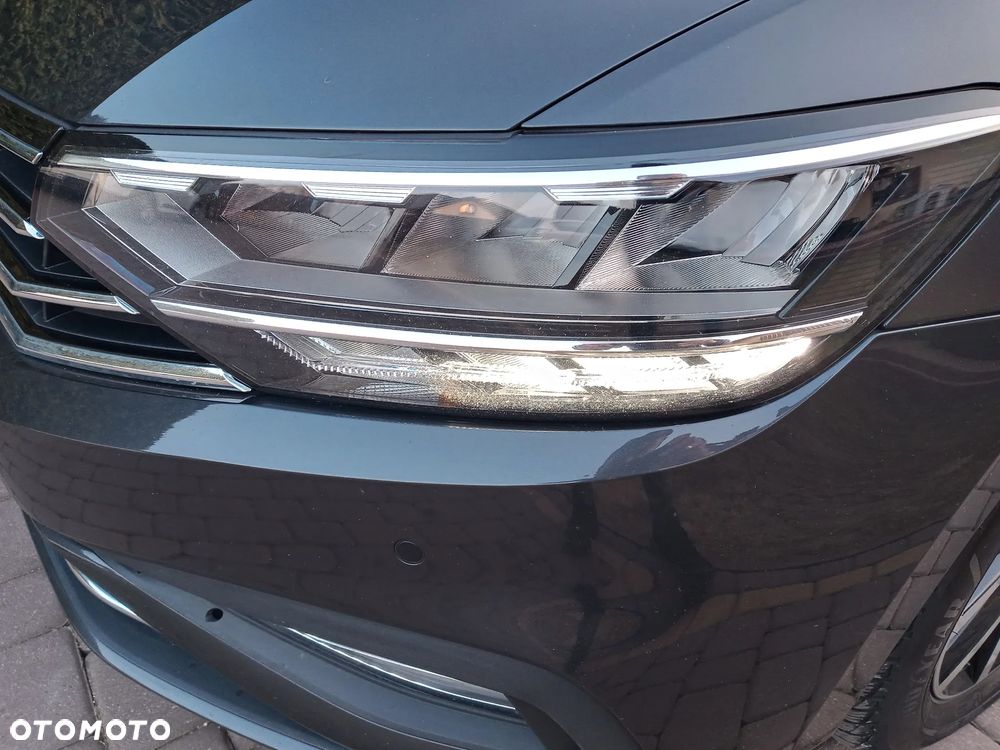 Volkswagen Passat 2.0 TSI Business DSG - 34