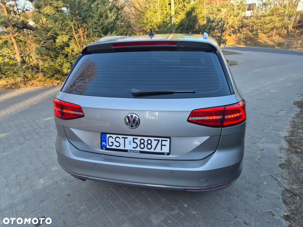 Volkswagen Passat 1.8 TSI (BlueMotion Technology) DSG Highline - 36